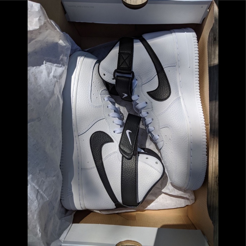 Mens Nike AF 1 High! White / black!